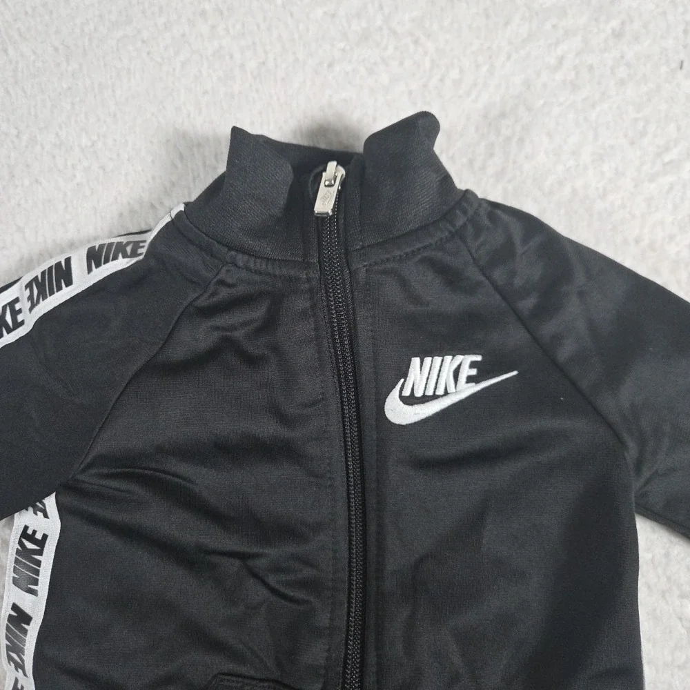 Nike Tracksuit Coverall Size 12 Months Black Long Sleeve Full Zip Swoosh‎
